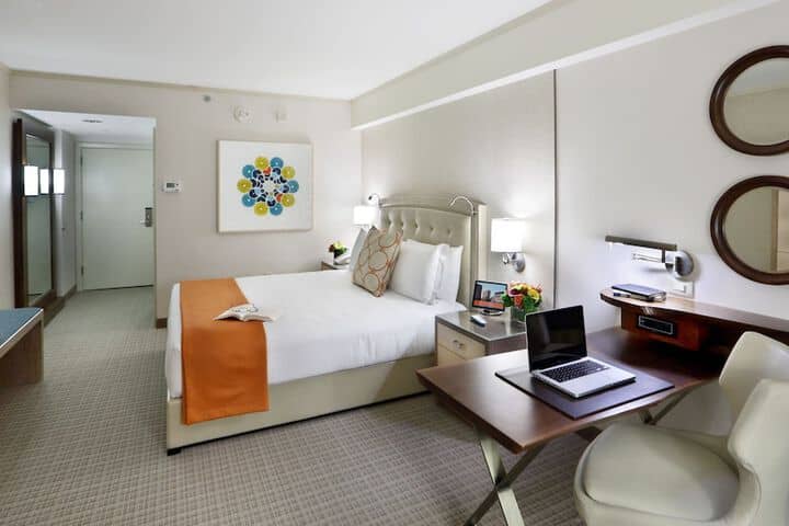 Room 11 of 54